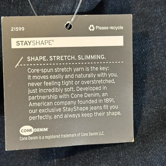 NWT, Eddie Bauer Blue Boot-cut stretch Jeans with Classic Stitching, size 18W - Picture 9 of 13